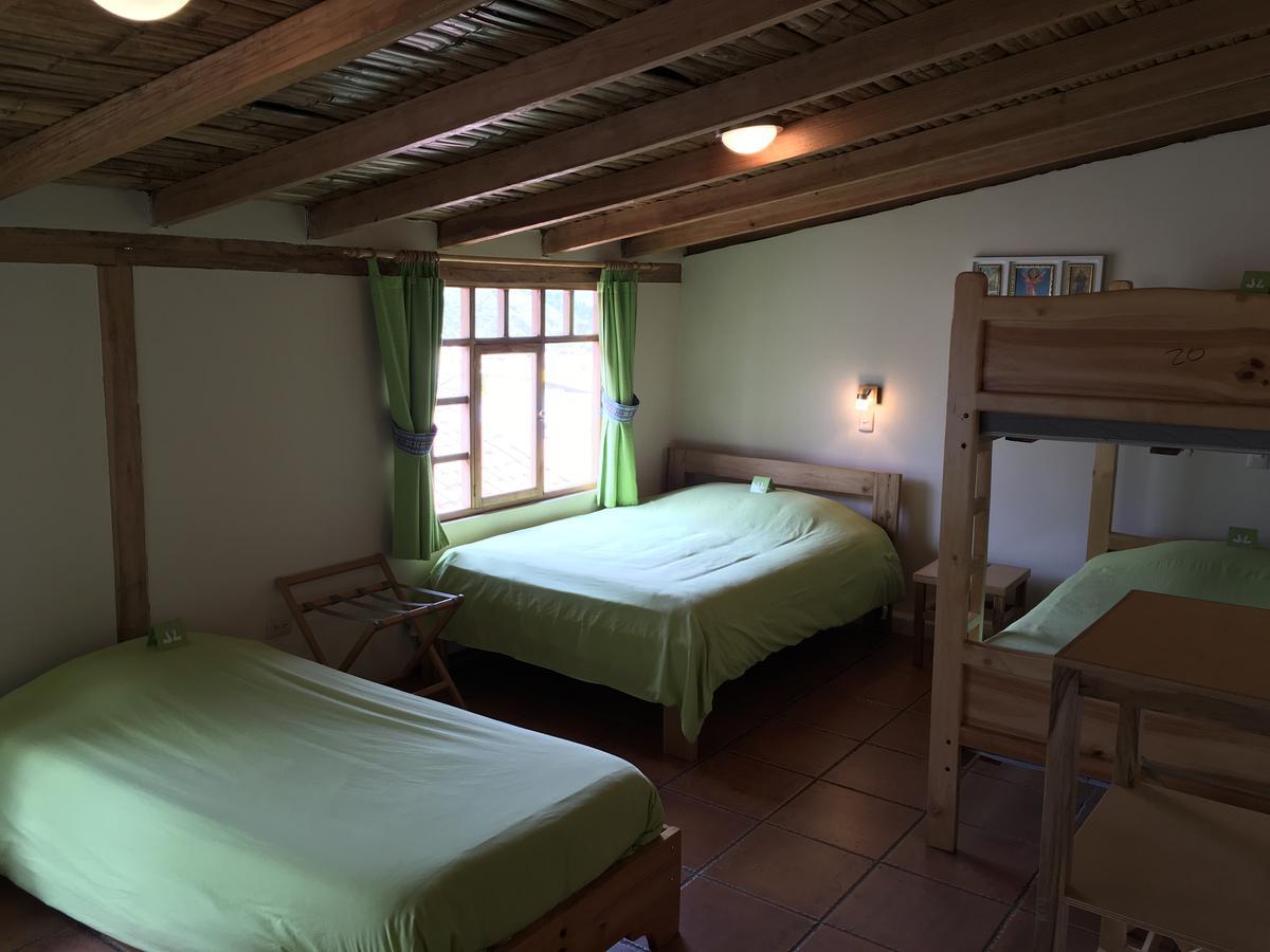 Inti Sisa Art Guesthouse Guamote Exterior foto